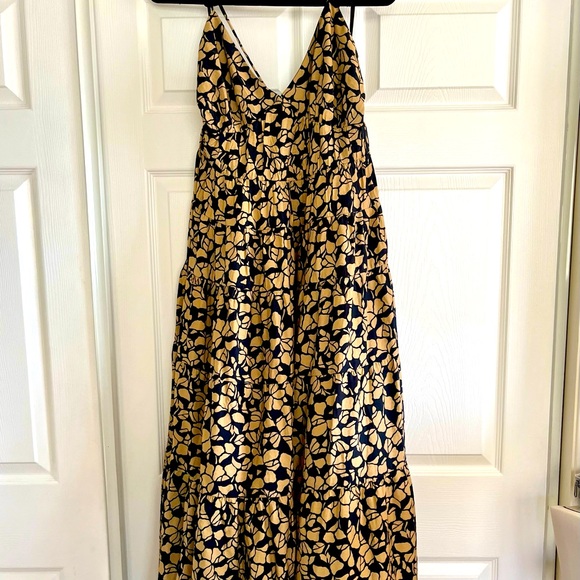 Abercrombie Women’s Flowy Maxi tiered dress- Large - Picture 2 of 5